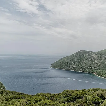 Apartment Evangelia *